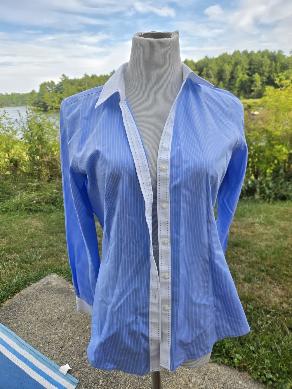 Brooks Brothers 1818 Blue Pinstripe Non-Iron Button Down Shirt Size 10P